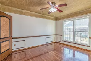 716 Bridget Way, Hurst, TX 76054 - Photo 11