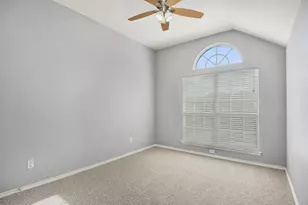 848 Huebner Way, Burleson, TX 76028 - Photo 19