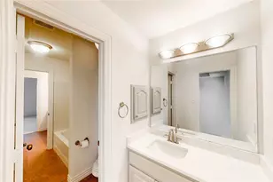 326 W Hickory Ridge Cir, Argyle, TX 76226 - Photo 31