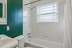 8931 Diceman Dr, Dallas, TX 75218 - Photo 17