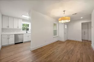 520 NW Charlyne Dr, Burleson, TX 76028 - Photo 7