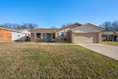 520 NW Charlyne Drive, Burleson, TX 76028 - Photo 27