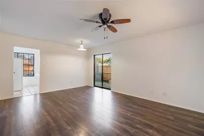 1801 W Srping Creek Parkway #W1, Plano, TX 75023 - Photo 5