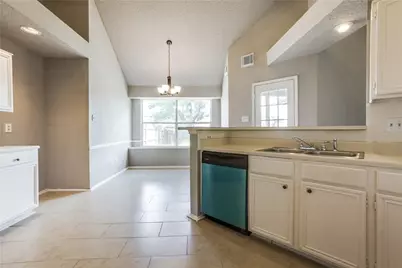 811 Fall Drive, Allen, TX 75002 - Photo 7