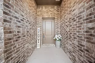 8356 George Brown Dr, Garland, TX 75043 - Photo 35