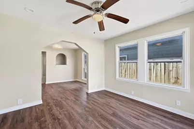 2838 Frost Avenue, Dallas, TX 75215 - Photo 5