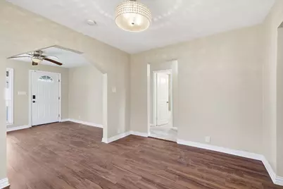 2838 Frost Avenue, Dallas, TX 75215 - Photo 11