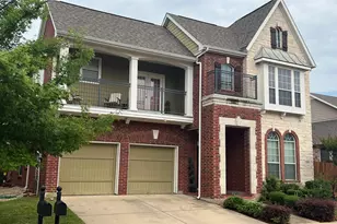 2205 Eagles Nest Dr, Euless, TX 76039 - Photo 3