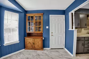 1304 E Franklin St, Hillsboro, TX 76645 - Photo 5