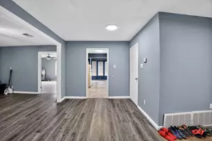 1304 E Franklin St, Hillsboro, TX 76645 - Photo 11