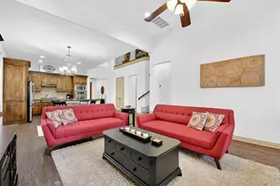 2012 S Hill Dr, Irving, TX 75038 - Photo 19