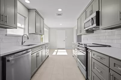 4420 Sterling Lane, Plano, TX 75093 - Photo 9