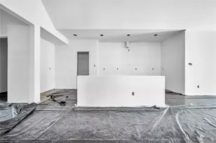 2215 Crystal Dr, Balch Springs, TX 75180 - Photo 9