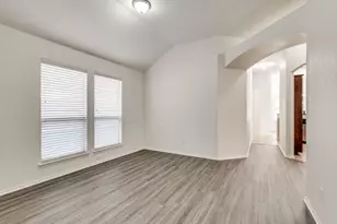 2033 Cattle Creek Rd, Fort Worth, TX 76134 - Photo 5