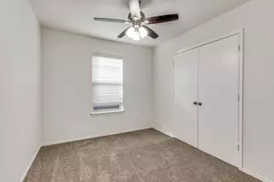 2033 Cattle Creek Rd, Fort Worth, TX 76134 - Photo 7