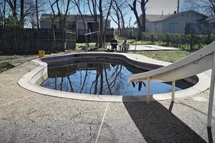 415 Johnson St, Wilmer, TX 75172 - Photo 3