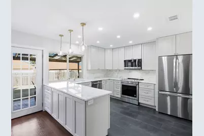 2011 Clearfield Circle, Richardson, TX 75081 - Photo 9