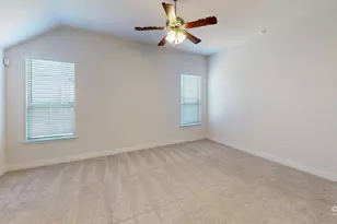 11016 Silver Falls Ct, Fort Worth, TX 76244 - Photo 9