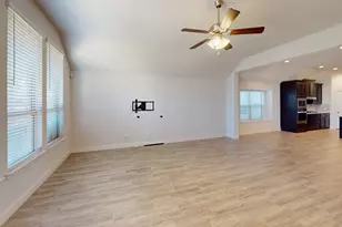 11016 Silver Falls Ct, Fort Worth, TX 76244 - Photo 7