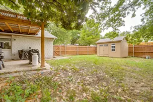 2909 Clover Valley Dr, Garland, TX 75043 - Photo 31