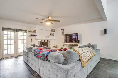 2909 Clover Valley Drive, Garland, TX 75043 - Photo 7