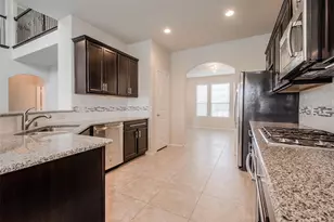 10128 Horseshoe Ln, McKinney, TX 75072 - Photo 9