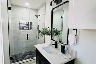 6329 E Lovers Ln, Dallas, TX 75214 - Photo 23