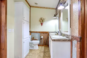 408 Hcr 1414, Blum, TX 76627 - Photo 17