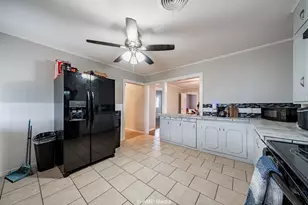 406 N Swenson St, Stamford, TX 79553 - Photo 11