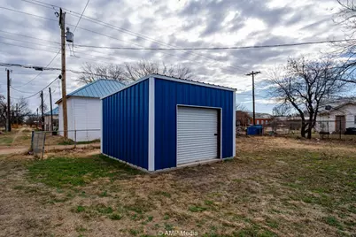 406 N Swenson Street, Stamford, TX 79553 - Photo 25