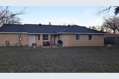 210 Sixpence Lane, Euless, TX 76039 - Photo 13