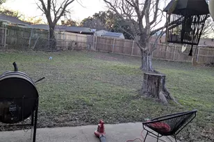 210 Sixpence Ln, Euless, TX 76039 - Photo 9