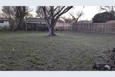 210 Sixpence Lane, Euless, TX 76039 - Photo 11