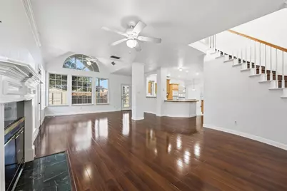 5709 Christy Lane, Haltom City, TX 76137 - Photo 15