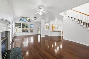 5709 Christy Ln, Haltom City, TX 76137 - Photo 15