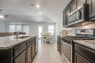 1813 Barberry Way, Weatherford, TX 76086 - Photo 5