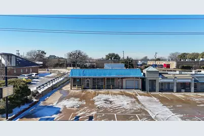 233 N Hampton Road, DeSoto, TX 75115 - Photo 3