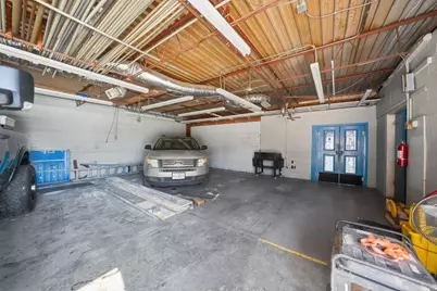 233 N Hampton Road, DeSoto, TX 75115 - Photo 15