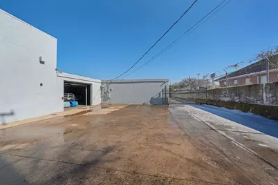 233 N Hampton Road, DeSoto, TX 75115 - Photo 13