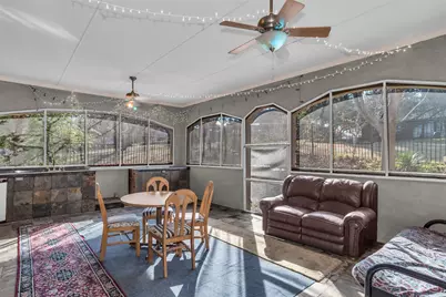 506 S Durango Circle, Irving, TX 75062 - Photo 13