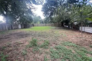 308 N Retta St, Fort Worth, TX 76111 - Photo 21