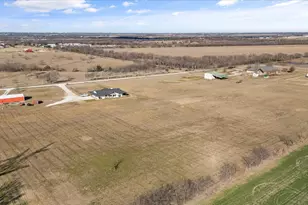 618 Minnis Rd, Collinsville, TX 76233 - Photo 3