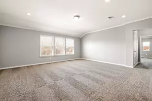 603 Sotogrande St, Grand Prairie, TX 75051 - Photo 17