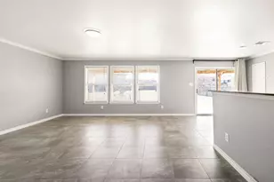 603 Sotogrande St, Grand Prairie, TX 75051 - Photo 5