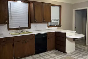 2726 Simmons St, Abilene, TX 79601 - Photo 9