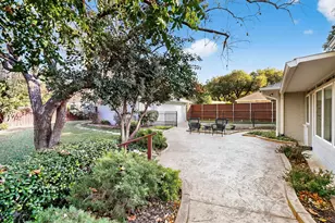 2620 Pearson Dr, Dallas, TX 75214 - Photo 5