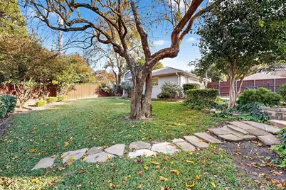 2620 Pearson Drive, Dallas, TX 75214 - Photo 3