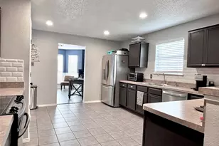 700 Hummingbird Trail, Saginaw, TX 76131 - Photo 27