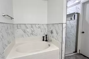 700 Hummingbird Trail, Saginaw, TX 76131 - Photo 15