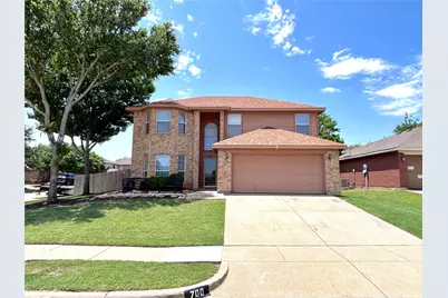 700 Hummingbird Trail, Saginaw, TX 76131 - Photo 1